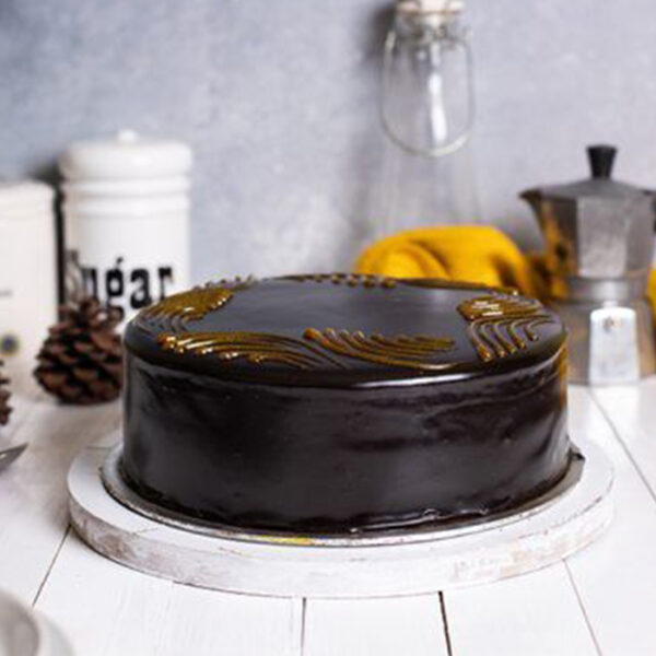 CARAMEL FUDGE CHOCOLATE CAKE